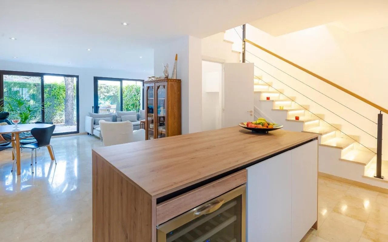 Villa Fully Renovated Seaside Townhouse 200M From The San Pedro Beach With Gated Community Marbella 0*,