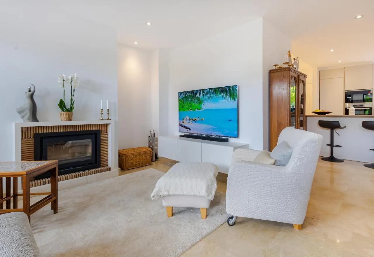 Fully Renovated Seaside Townhouse 200M From The San Pedro Beach With Gated Community Villa Marbella 0*,  Spain