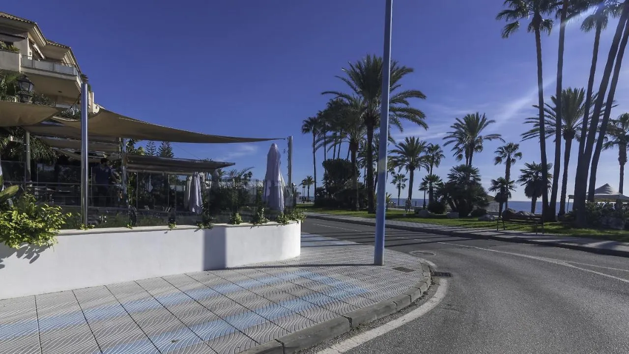 Fully Renovated Seaside Townhouse 200M From The San Pedro Beach With Gated Community Villa Marbella 0*,  Spain